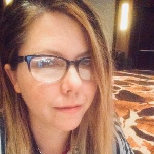 Meet your Posher, Dennie